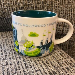 Starbucks Disney’s Hollywood Studio Mug